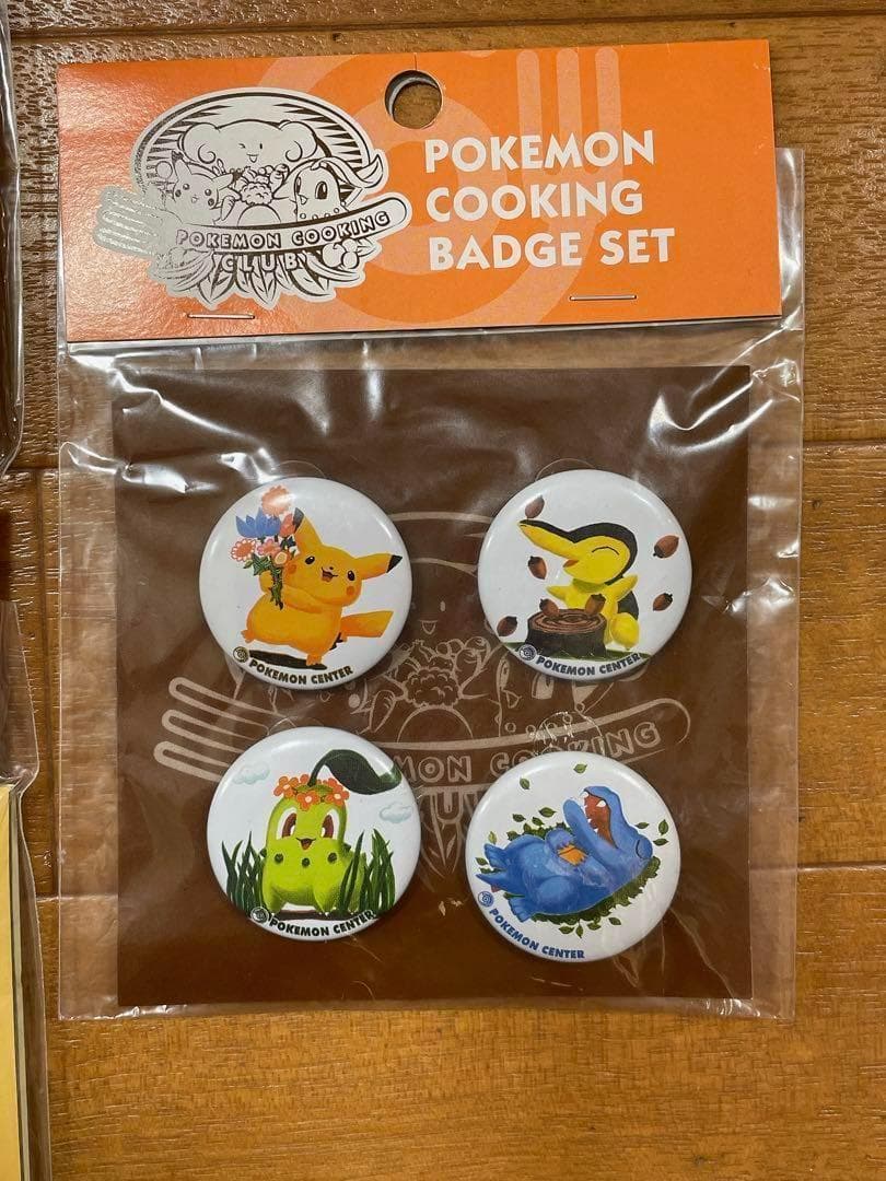 ポケモンセンター ポケモンクッキング 缶バッジ ピカチュウ 未開封 希少 廃盤 切り絵シリーズ 和紙缶バッジ ピカチュウ2 ｜【公式】ポケモン