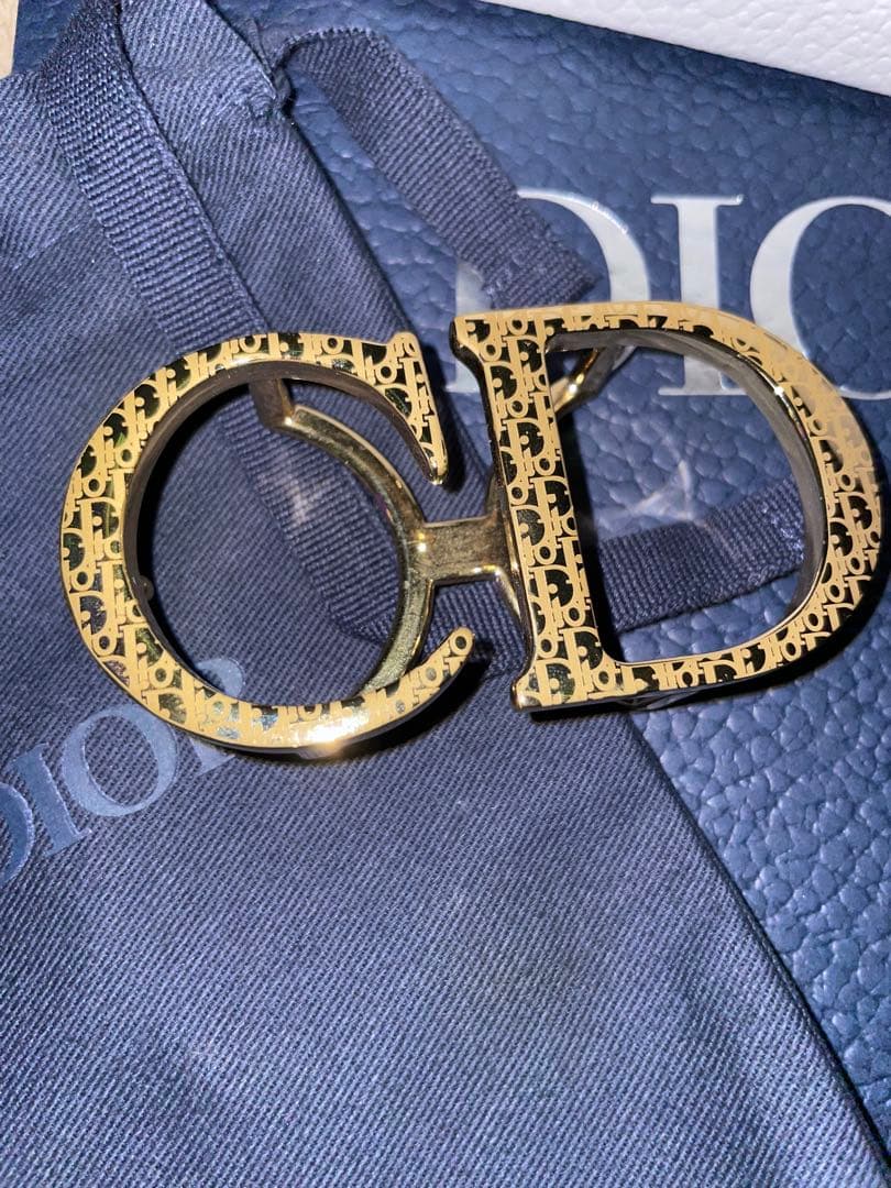 DIOR ベルト　バックル