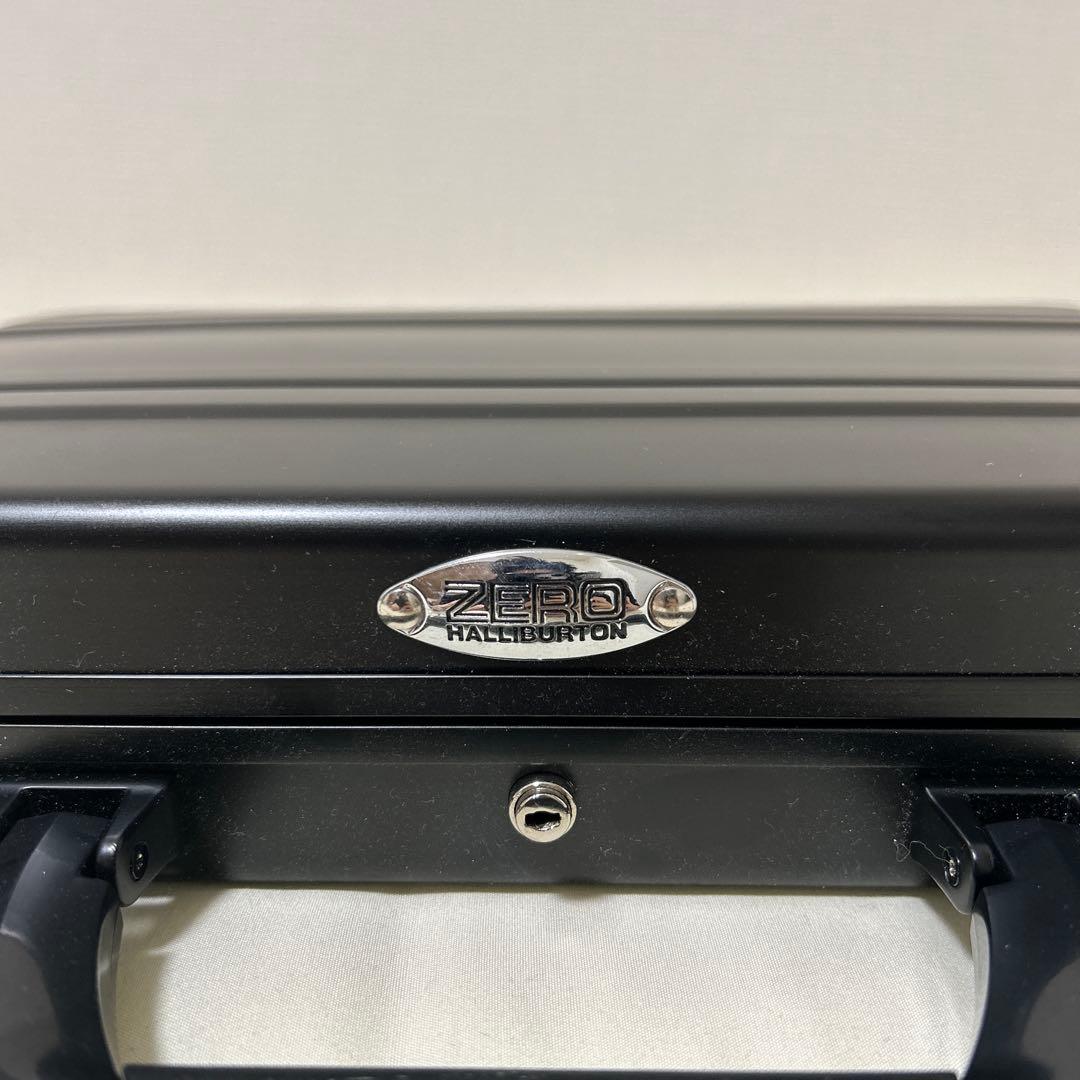 ゼロハリバートン ZERO HALLIBURTON アタッシュケース