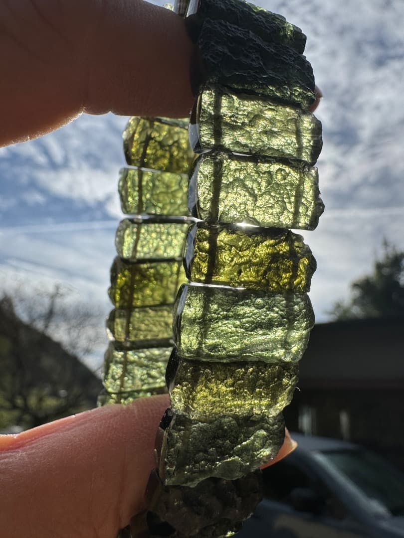 モルダバイト　ブレスレット　鑑別書付き　本物　40.77g