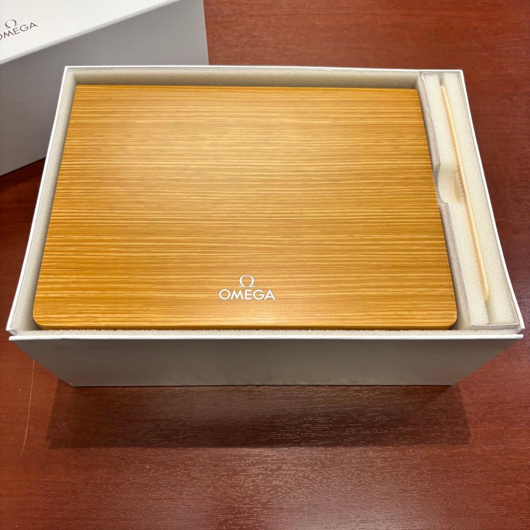 OMEGA 木製 時計ケース