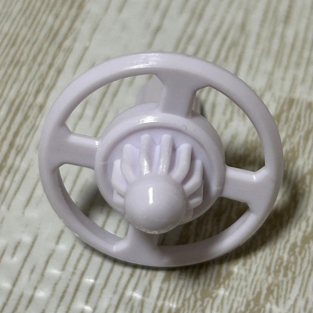 匿名配送】ベイブレードX 白 DBビットのみ - メルカリ