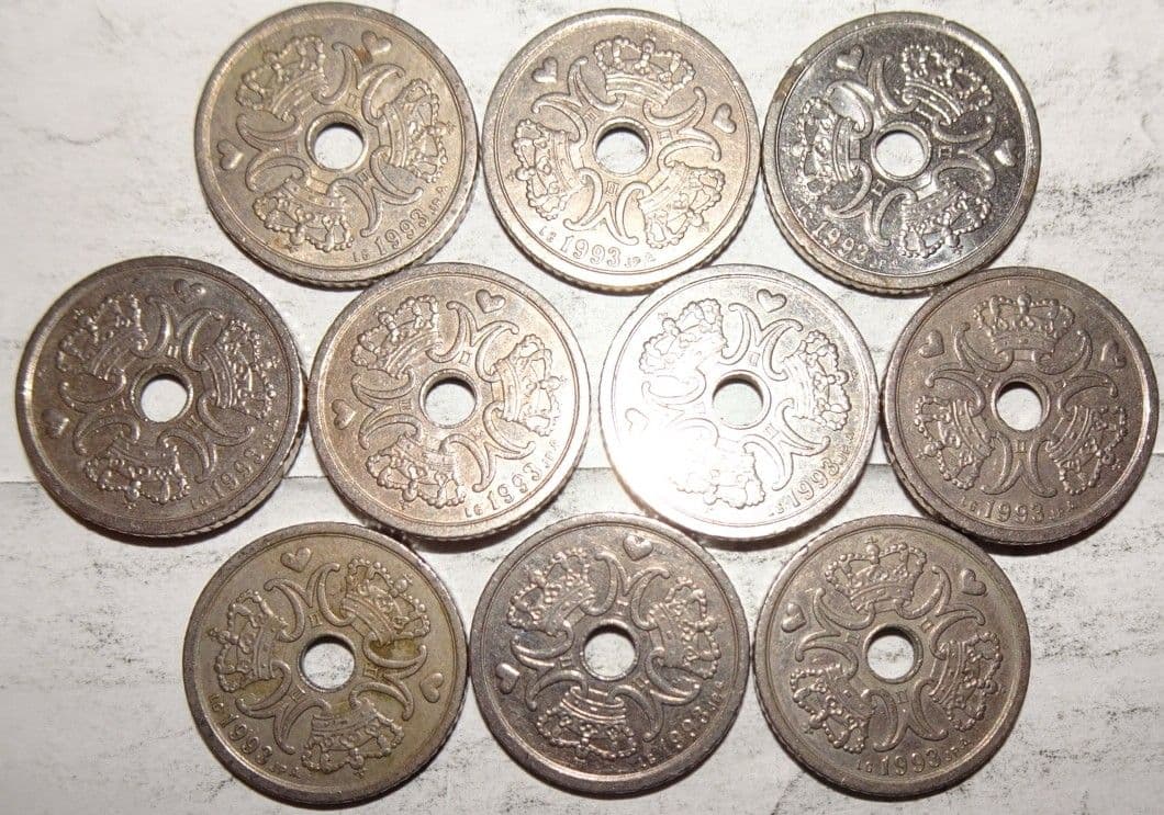 デンマーク硬貨【1クローネ10枚(1993年)】 約20mm b - メルカリ