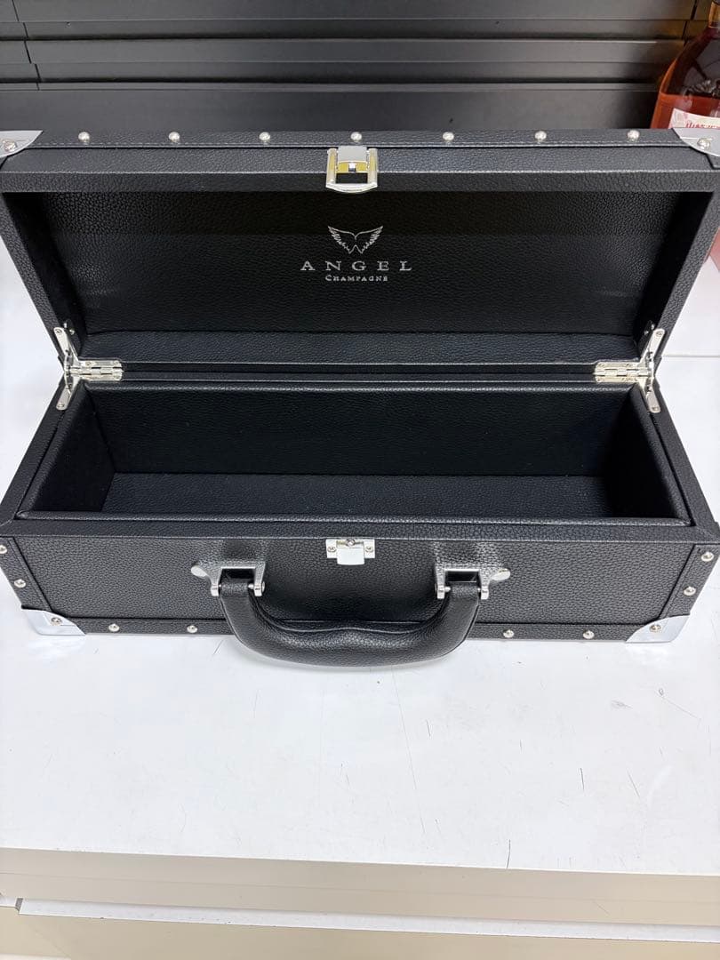 エンジェル シャンパン ANGEL 空箱 ブラック - メルカリ