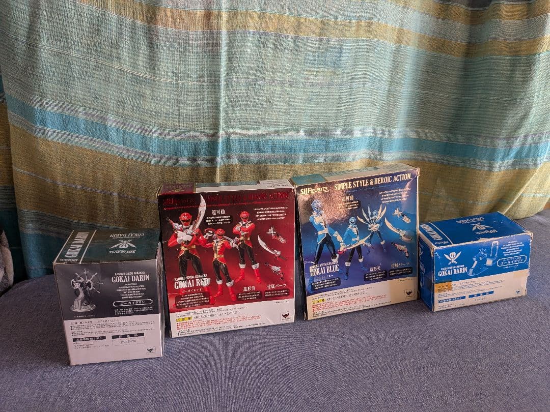 S.H.Figuartsゴーカイジャー レッド·ブルー 初回限定2個付きセット