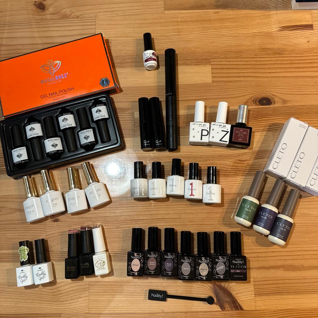 CLETOマグネット等ジェルネイル36本+ ハンディライト　セット