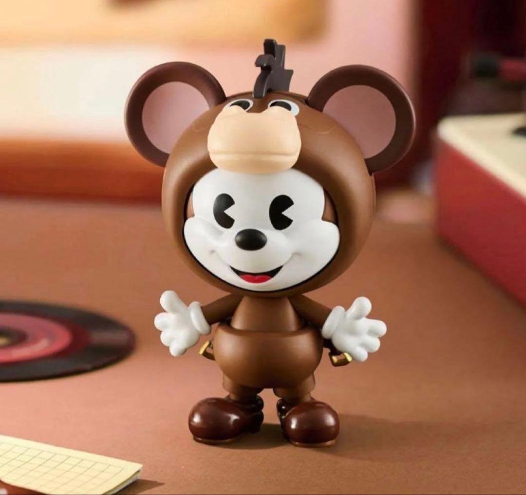 ポップマート ミッキー ピクサー ブルズアイ トイストーリー