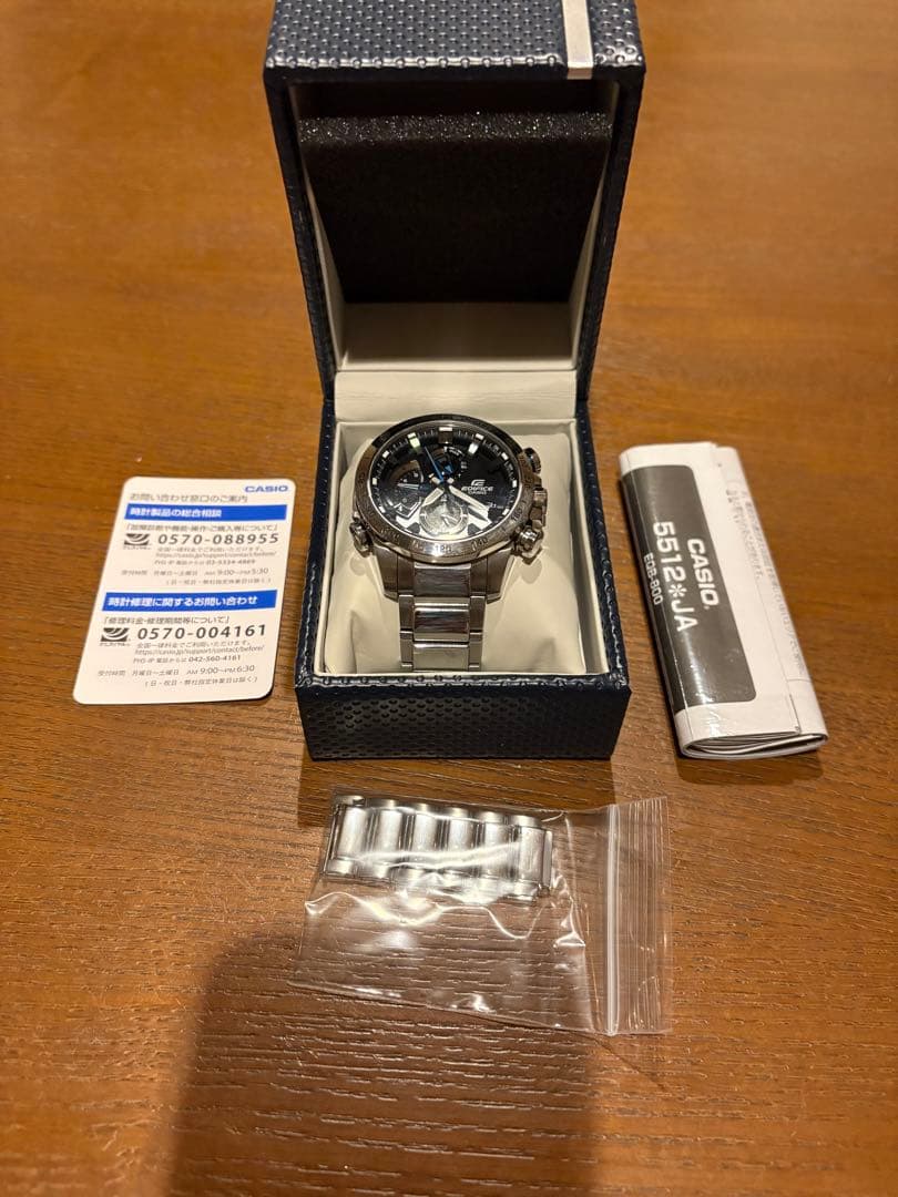 新春限定値下げ　CASIO EDIFICE EQB-800D-1AJF
