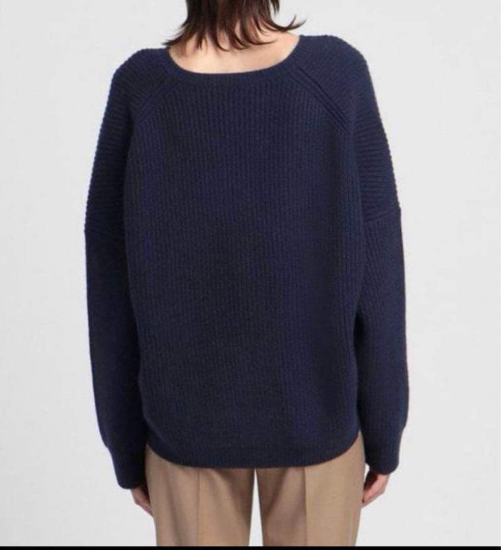 Theory セオリー Lana Cash OS Vneck PO - メルカリ