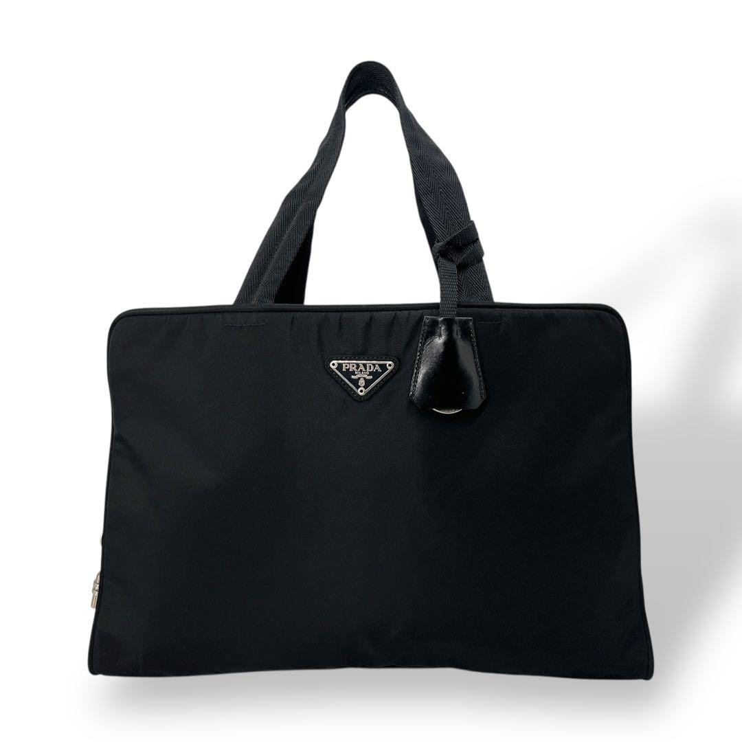 プラダ　三角ロゴ　ビジネスバッグ　ハンドバッグ　A4収納可　テスートナイロン　黒