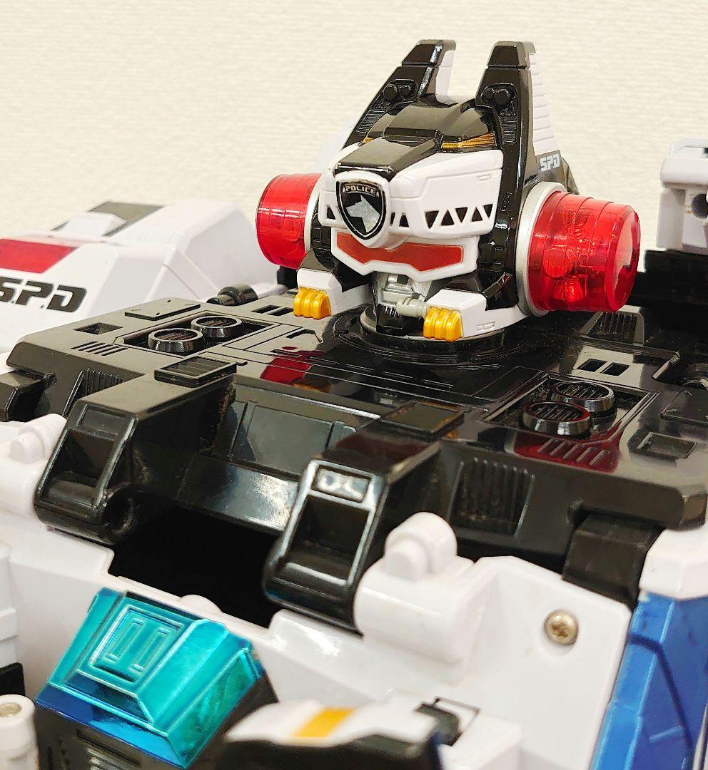 美品 特捜戦隊デカレンジャー DXデカベースロボ デカレンジャーロボ