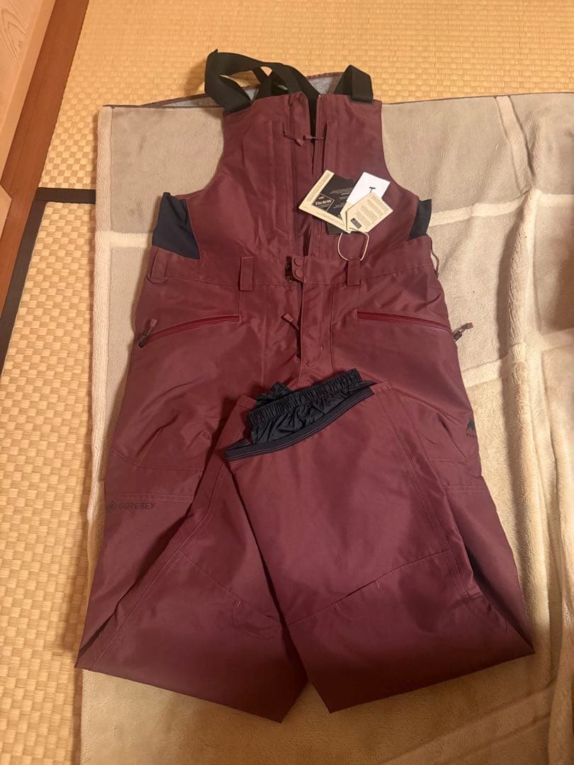 R*様 バートン　ゴアテックス　ビブパン　メンズSサイズ