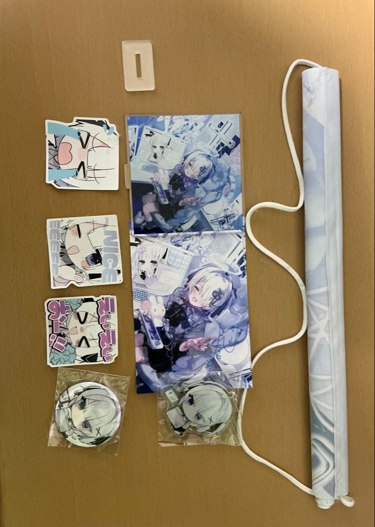 輪廻　vtuber 2023誕生日グッズ　直筆サイン入り 楽天市場】【中古】 hi◇66 ホロライブ AZKi 誕生日記念2023 直筆