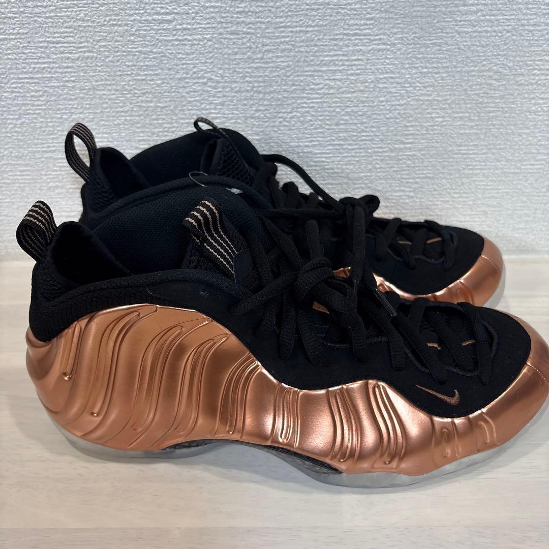 Nike Foamposite ブラック/ブロンズ 30.5センチ