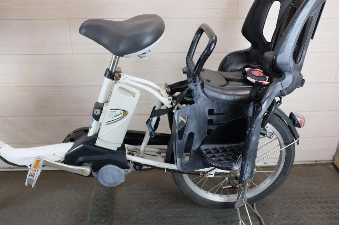 パナソニック ギュット　　20インチ　3段　8.9Ah（5点灯）充電器あり