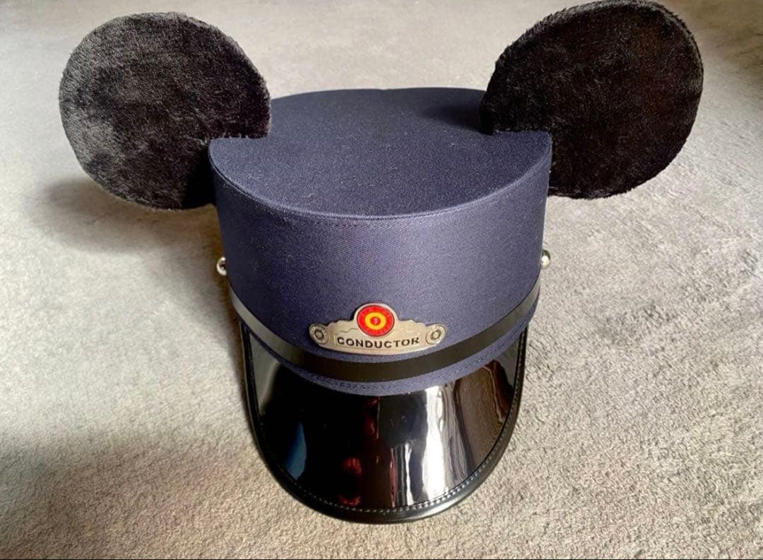 カリフォルニアディズニー限定　ミッキーコンダクターハット