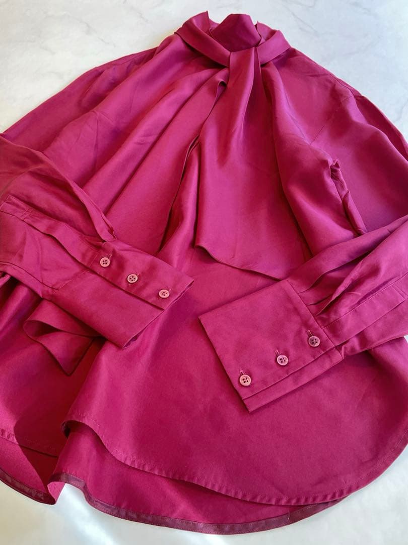 洗える♪ICB シルク100% ボウタイブラウス 長袖 美品 2way - メルカリ