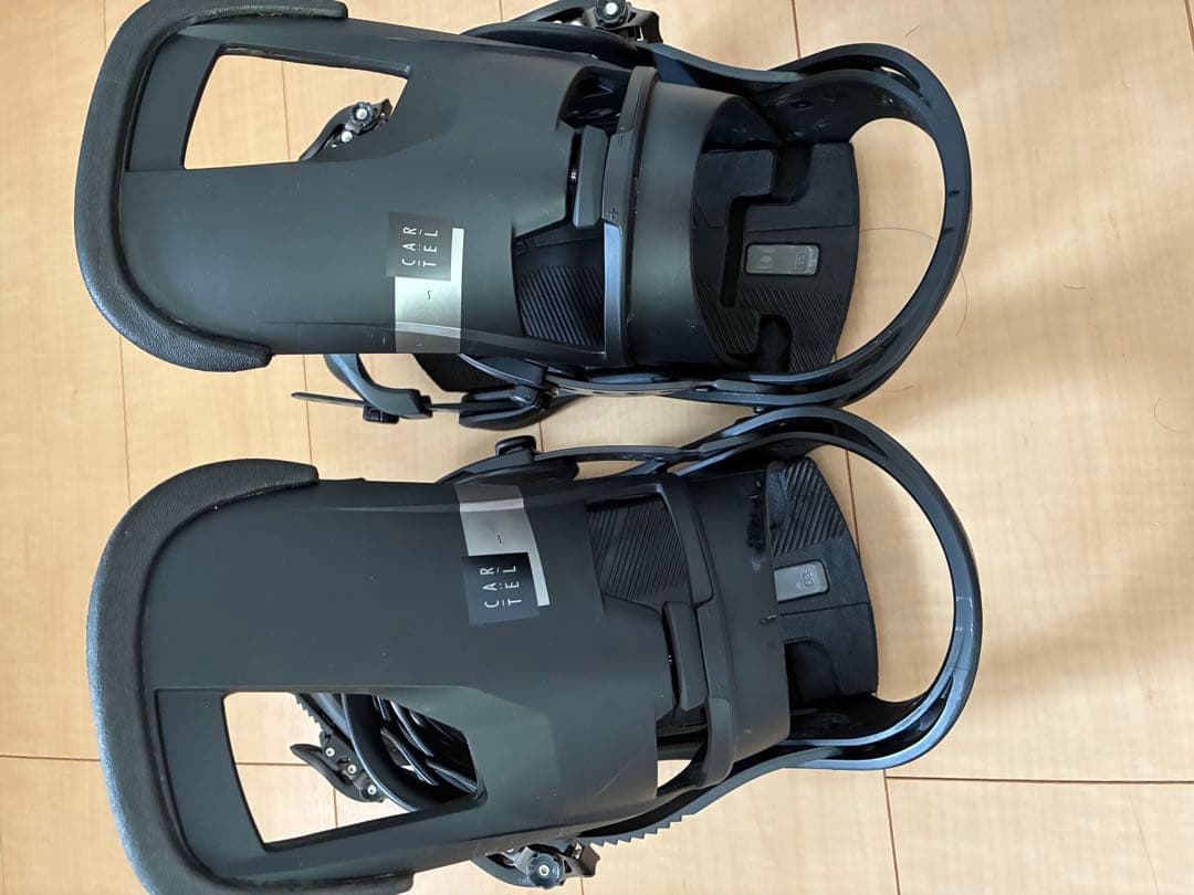 バートン　カーテル　箱無し　Mサイズ