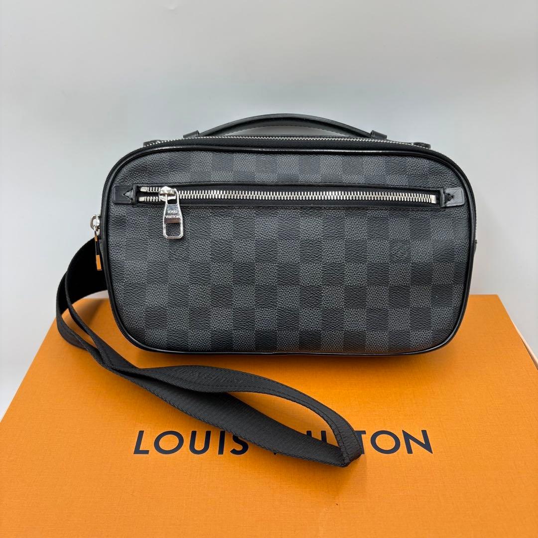 ❣️ルイヴィトン❣️ダミエグラフィット•アンブレール✨バムバックボディバッグ