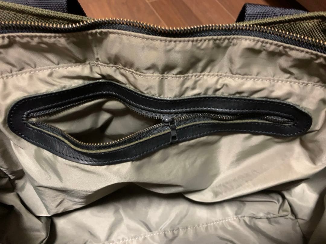 本日限り限定値下げ中！ 【美品】カワニシカバン セイフビー カーキ