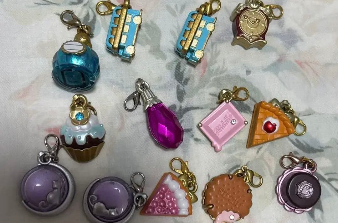 レイトンミステリー探偵社　カトリーのナゾトキチャーム