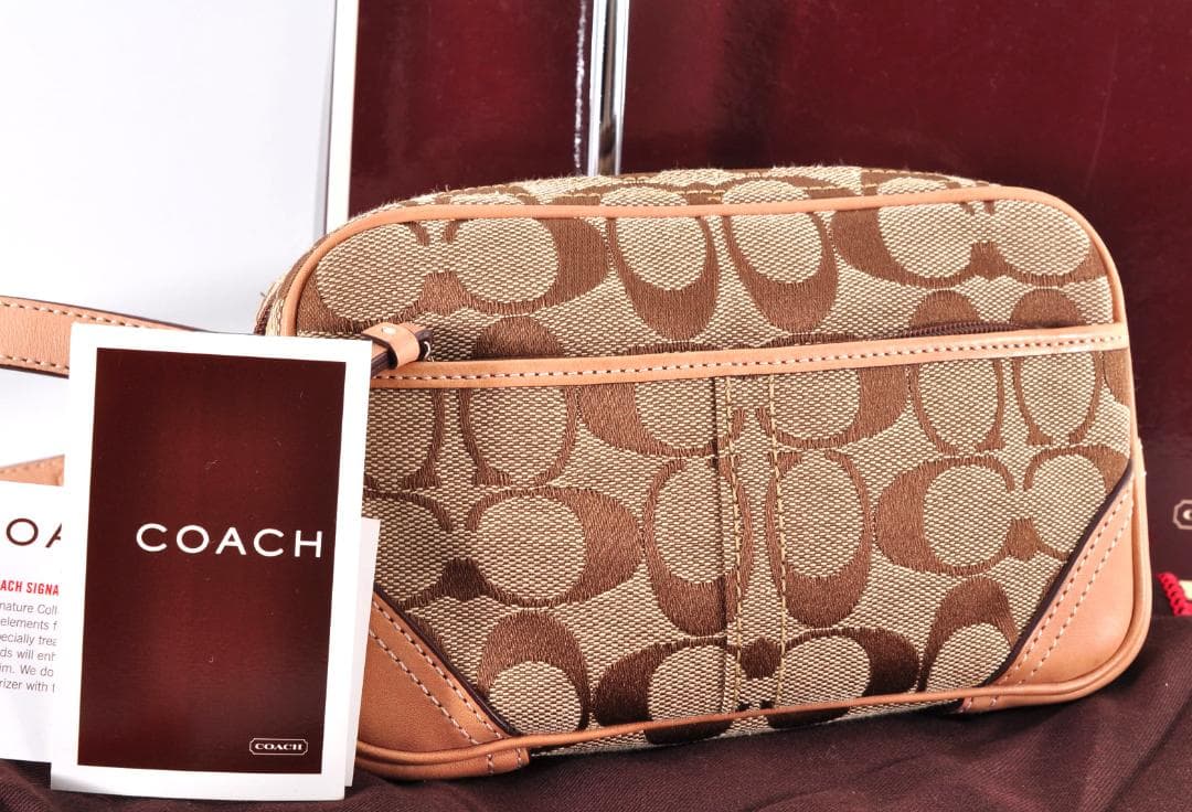 未使用 COACH コーチ シグネチャー ボディバッグ 箱、保存袋付き COACH（コーチ） バッグ バッグ ショルダー ボディバッグ シグネチャー