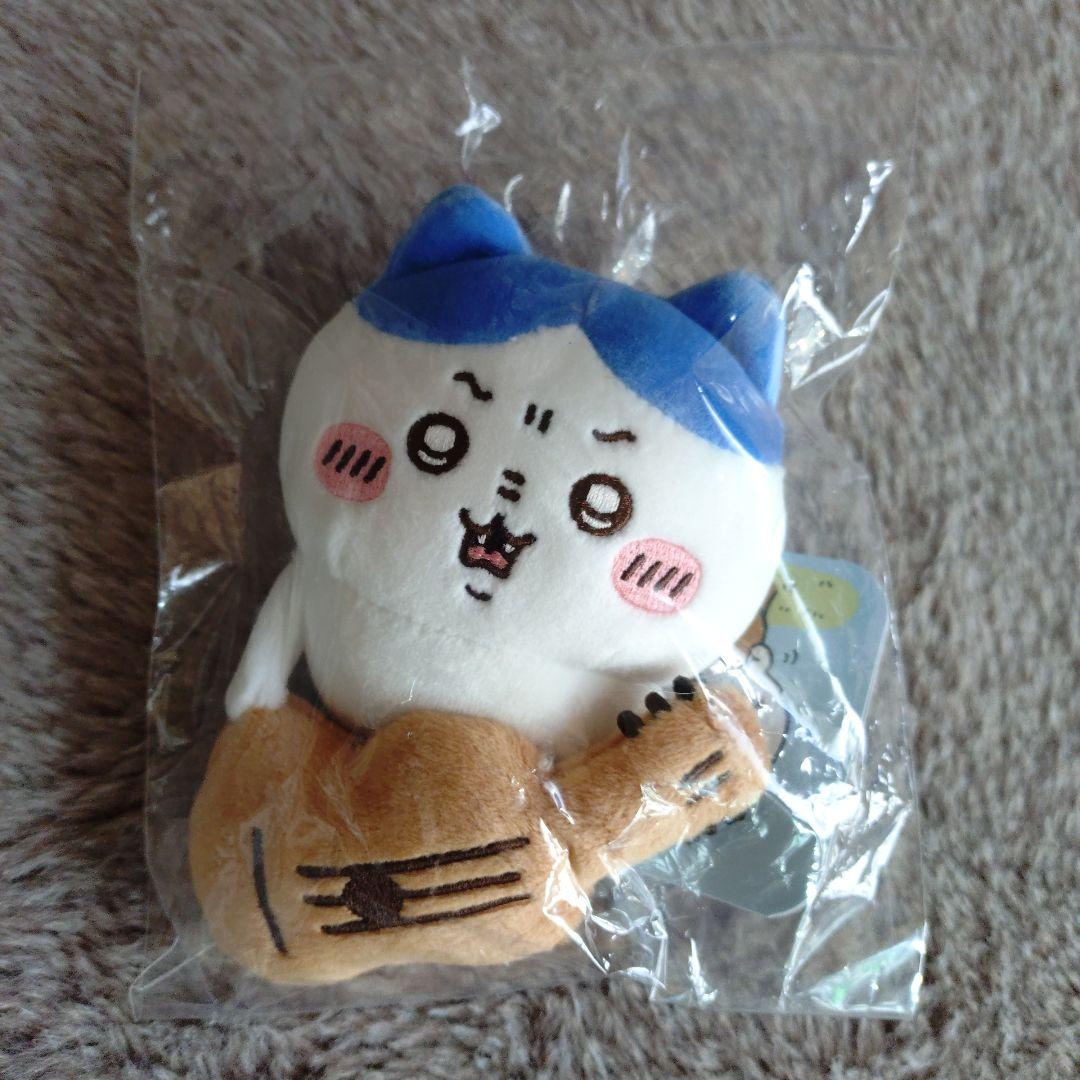 ちいかわ デスクトップから見守るひっかけぬいぐるみ 3点セット - メルカリ