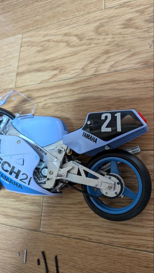 YAMAHA FZR 750 TECH21 1/12スケール - メルカリ