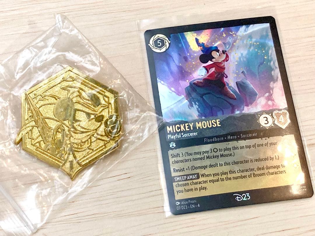 【未使用品】ミッキーマウス D23 ロルカナ ピンバッジ付き