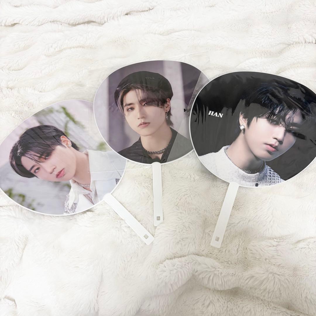 stray kids ハン ジソン 新品未開封 うちわ まとめ売り - メルカリ
