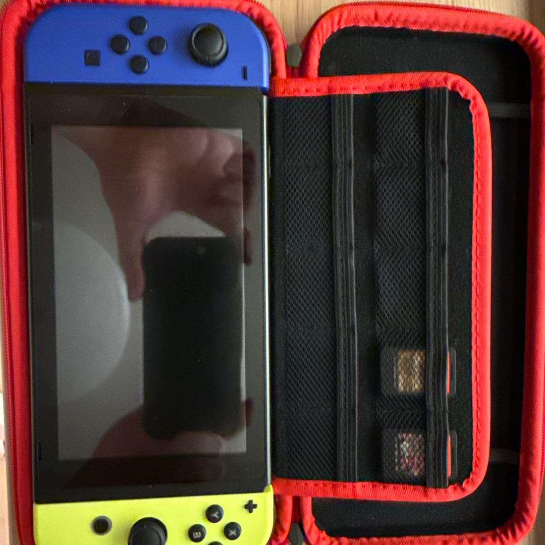 d*3様 Nintendo Switch 本体 青/黄 + ソフト2個 + コン
