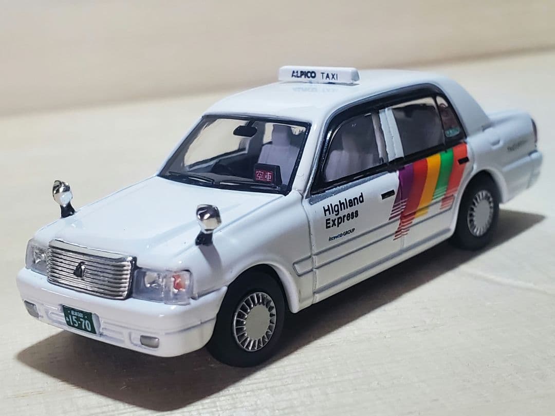 タルガ タッカー ミニカー1/64 タクシーコレクション 『アルピコ