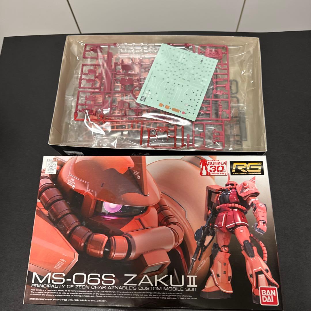 RG シャア専用ザク、シャア専用ズゴック、Ζガンダム、ガンダム（膝関節