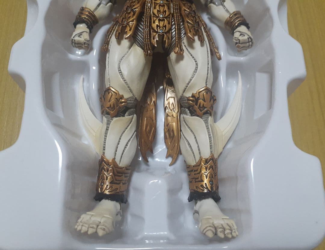 S.H.Figuarts (真骨彫製法) ン・ダグバ・ゼバ フィギュアーツ