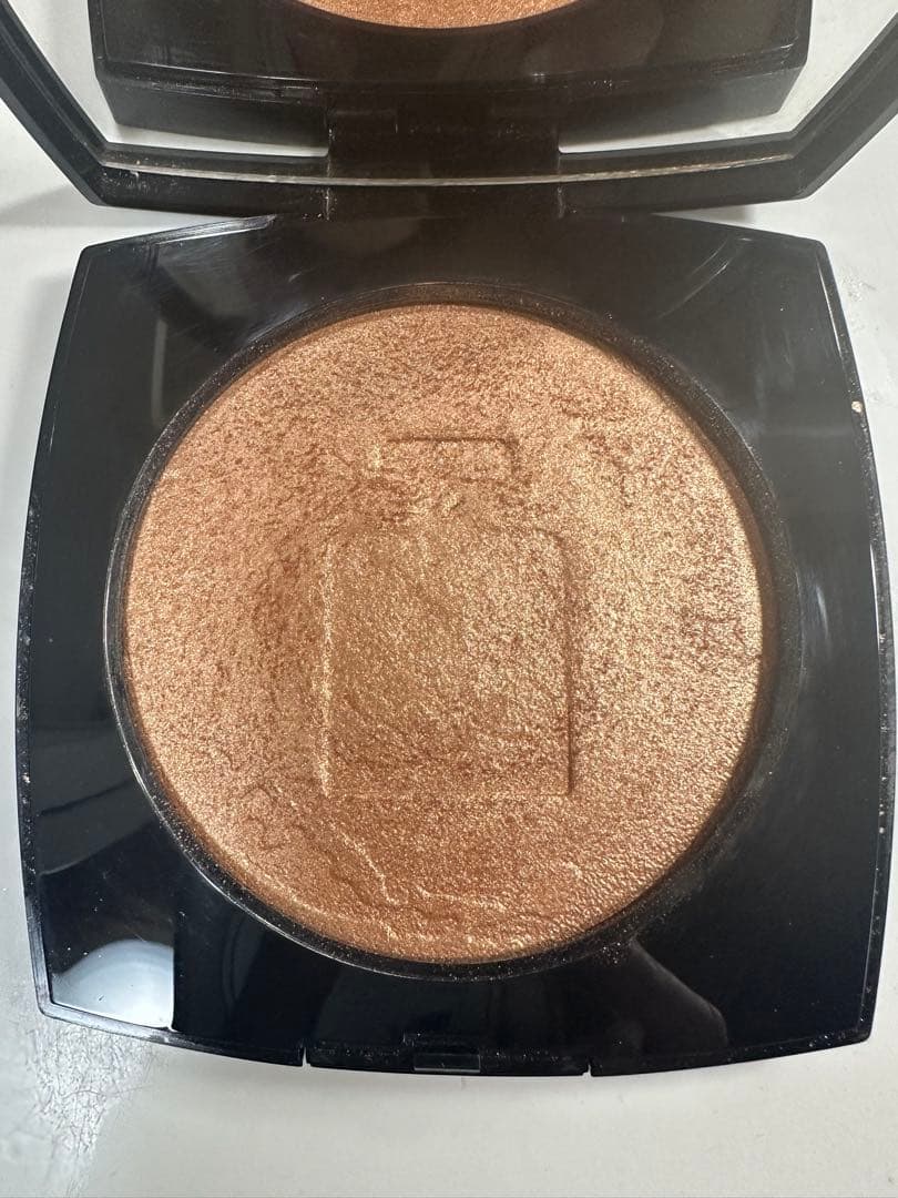 □シャネル / エクラ ルネール ハイライトパウダー - メルカリ