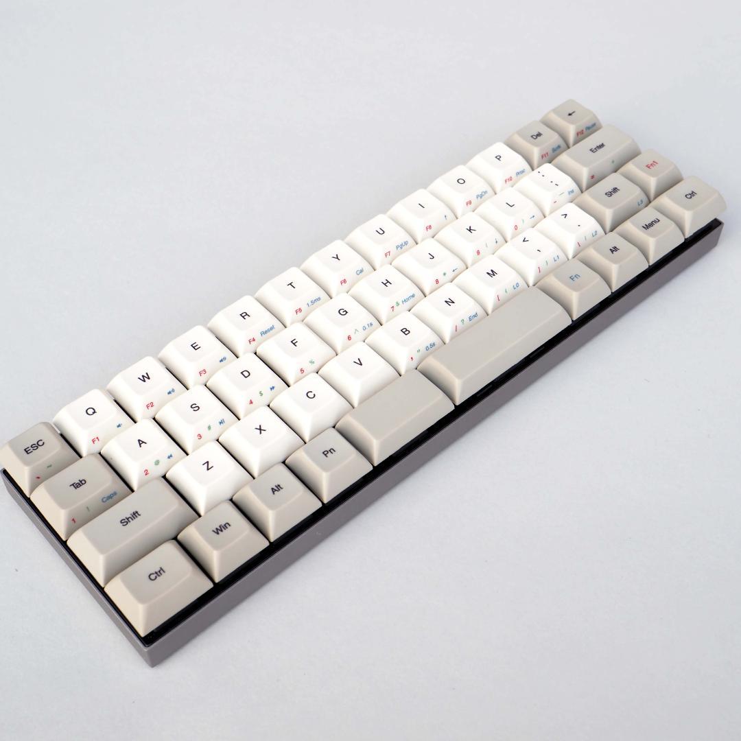 m*9様 【美品】英語配列 40％キーボード vortex core【チェリー赤