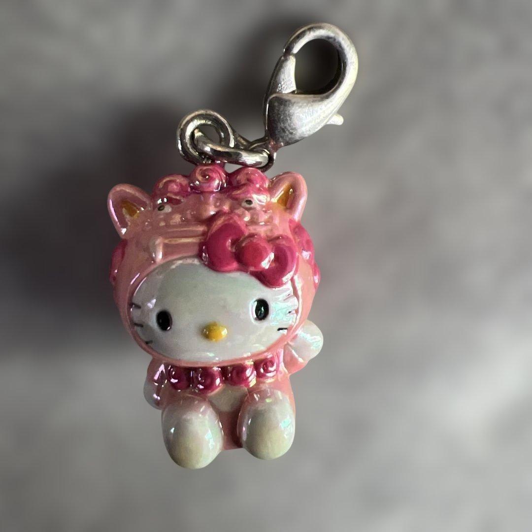 沖縄限定⭐︎ご当地キティまとめ売り - メルカリ