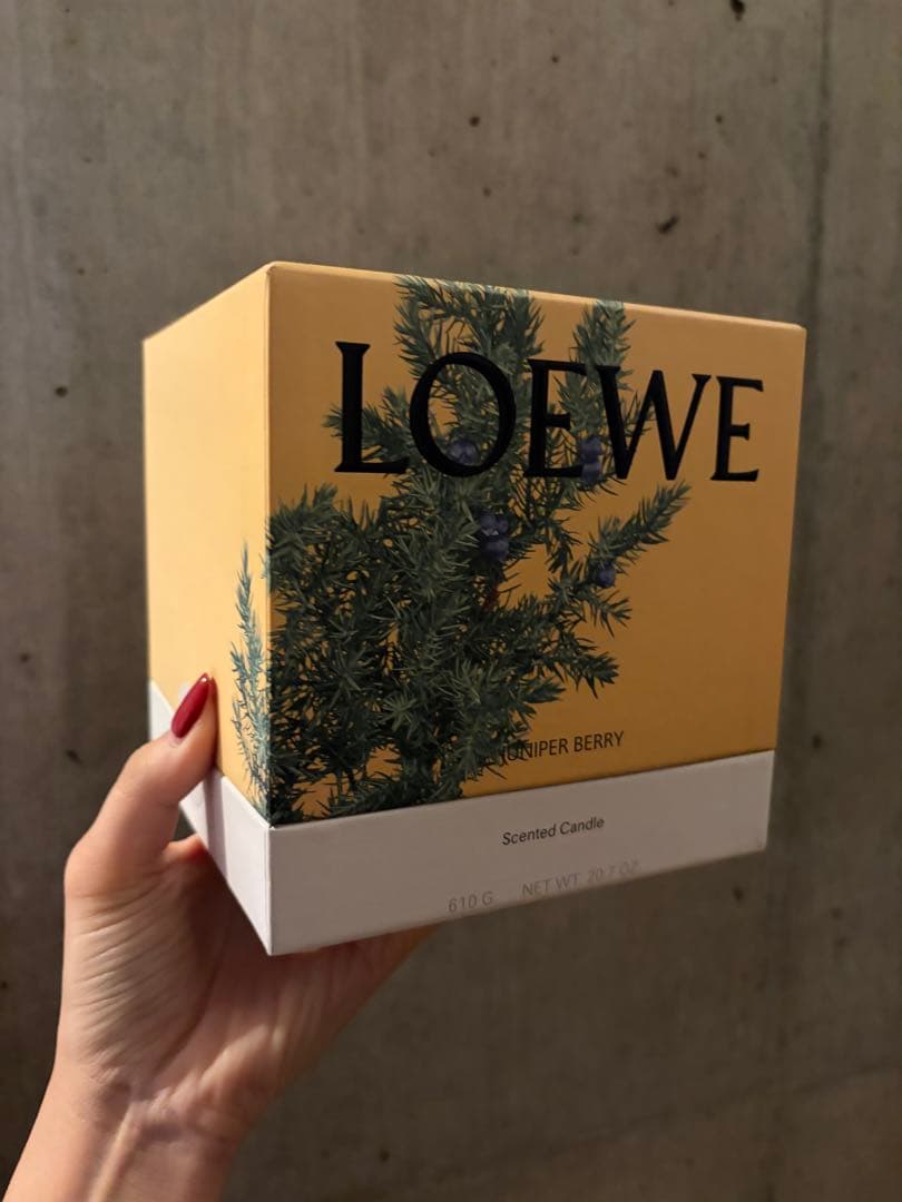 未使用LOEWE キャンドル　Mサイズ　20ozジュニパーベリー 香り
