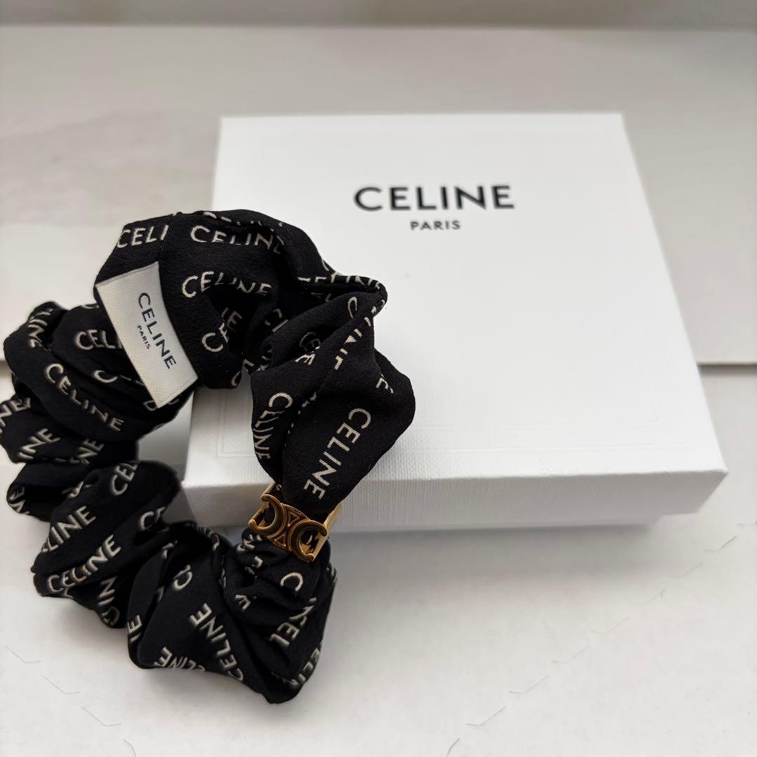 セリーヌ レイユール シュシュ ゴールド ブラック