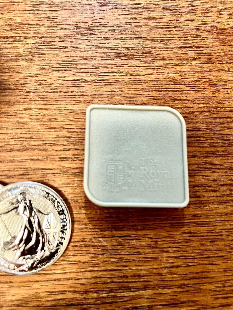 2021 年 1oz シルバー ブリタニア コイン イギリス エリザベス - メルカリ
