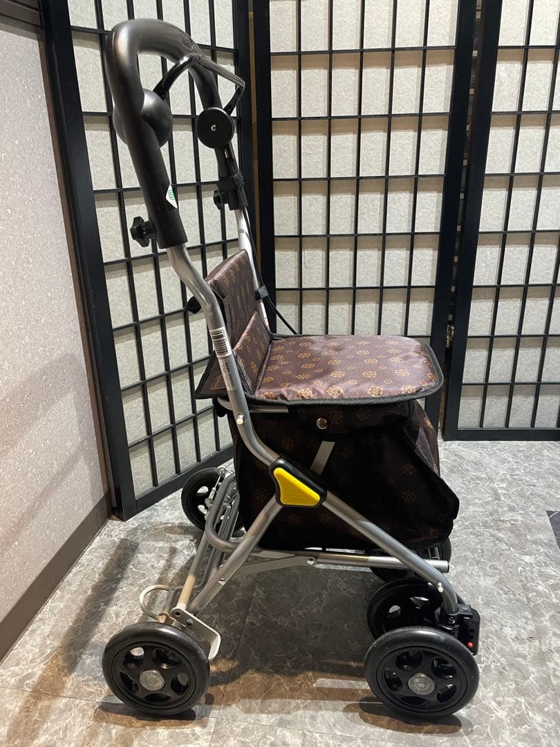 ⭐︎美品⭐︎TacaoF（テイコブ） シルバーカー　SICP02