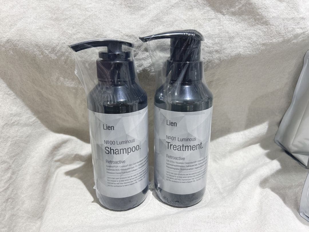 ルリアンルミナスシャンプー&トリートメント(３００ml)