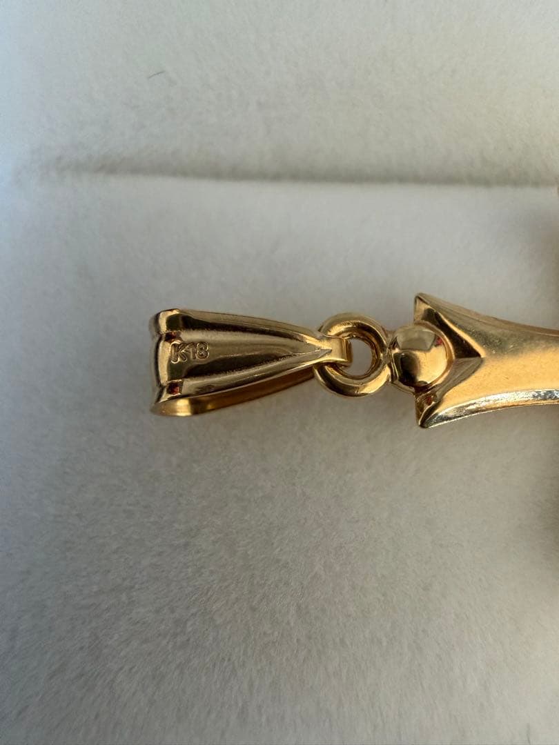 K18ゴールド クロスネックレス 27.5mm x 18.9mm