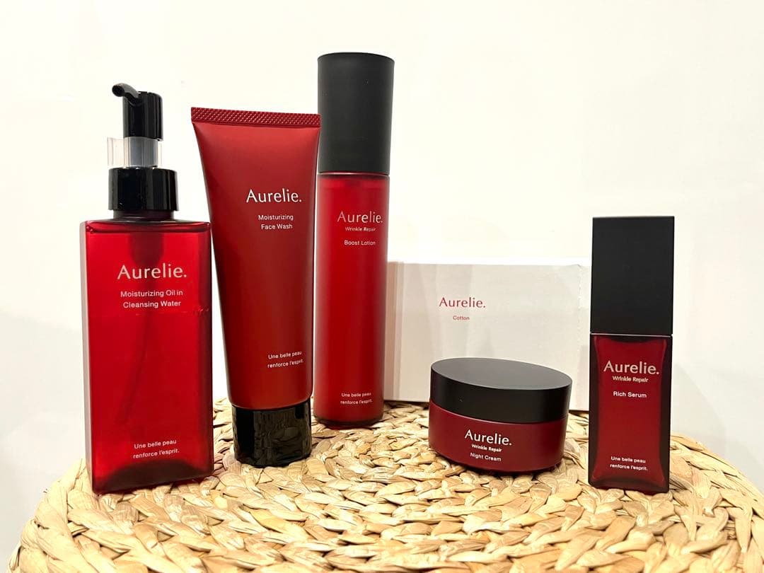 MEGUMI プロデュース Aurelie. オレリー スキンケアセット 1,000種類以上の美容法を試したMEGUMIプロデュースのスキンケア
