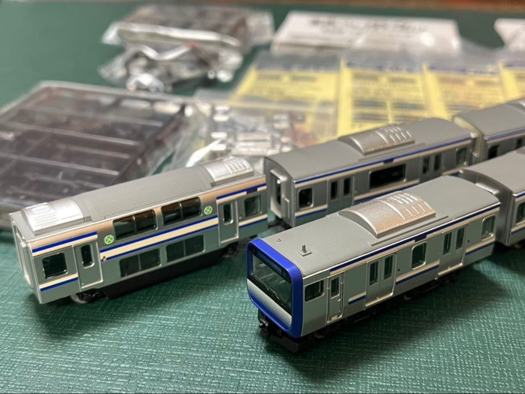 【組立品】鉄コレポケット第１弾　JR東日本 E235系1000番代　5両セット 鉄コレポケット第1弾 東西JR快速電車編｜製品をさがす｜ジオコレ