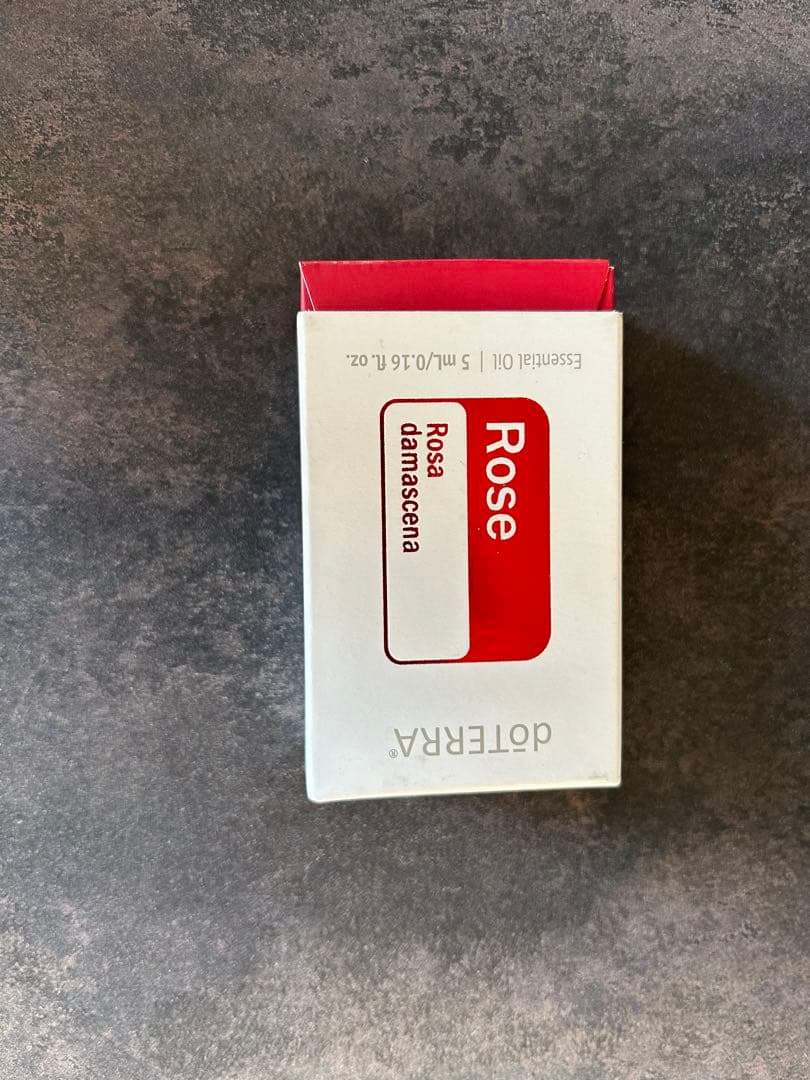 3,000円値下げ！ドテラ　doTERRA ローズ　オイル