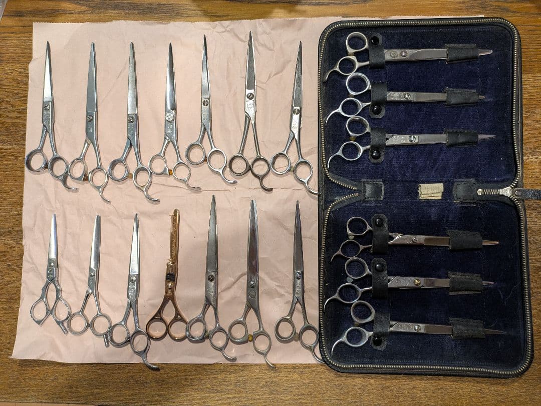 理容カットシザーまとめて20本譲ります