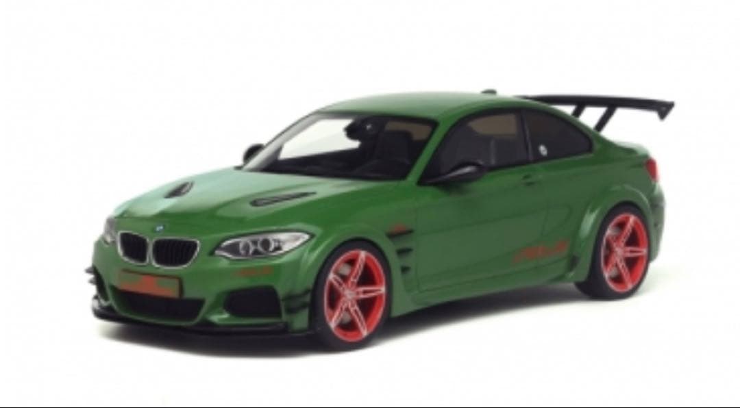 シュニッツアーACL2グリーン ミニカー1/18 新品