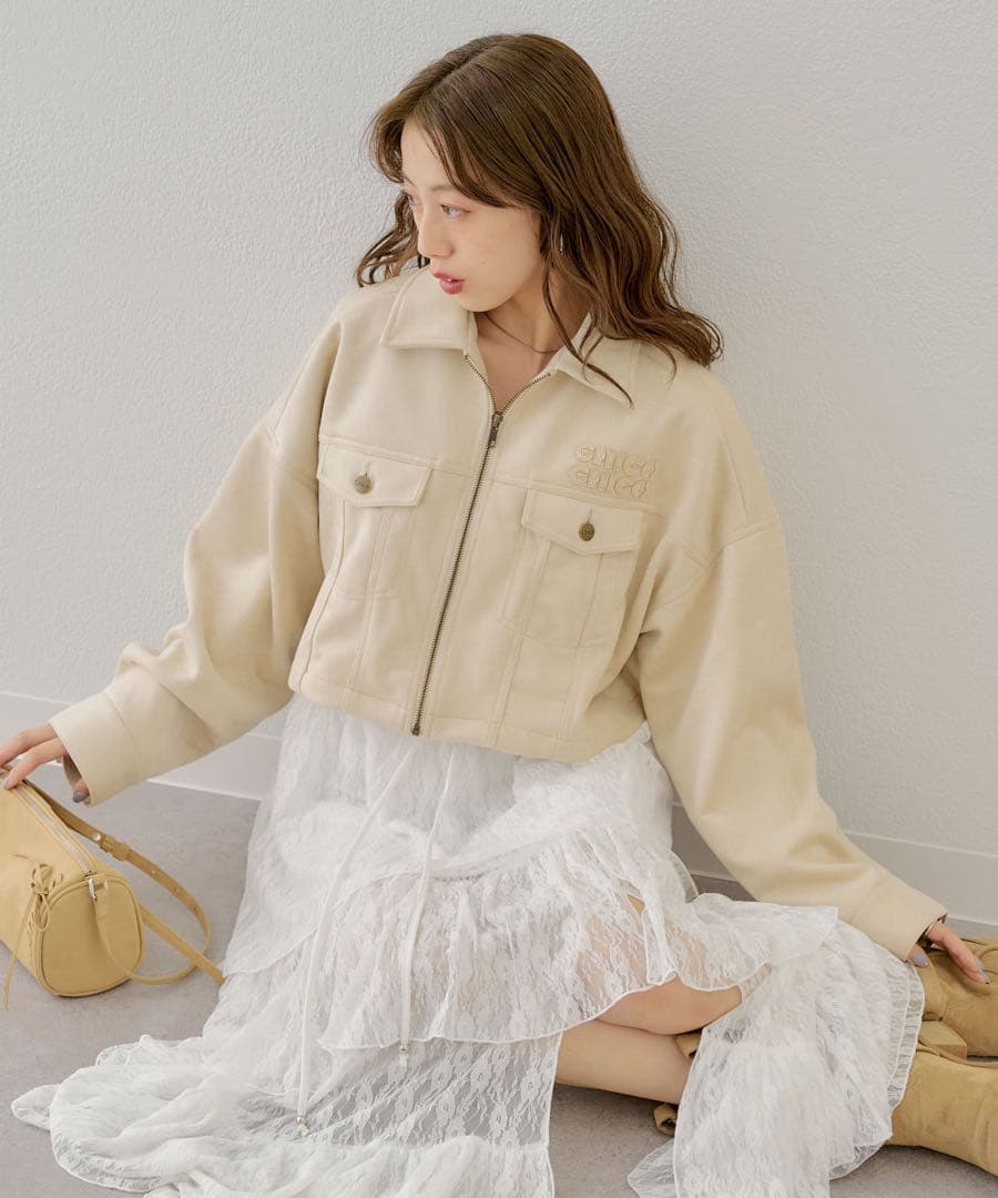 Chico胸ロゴショート丈スエードジップブルゾン