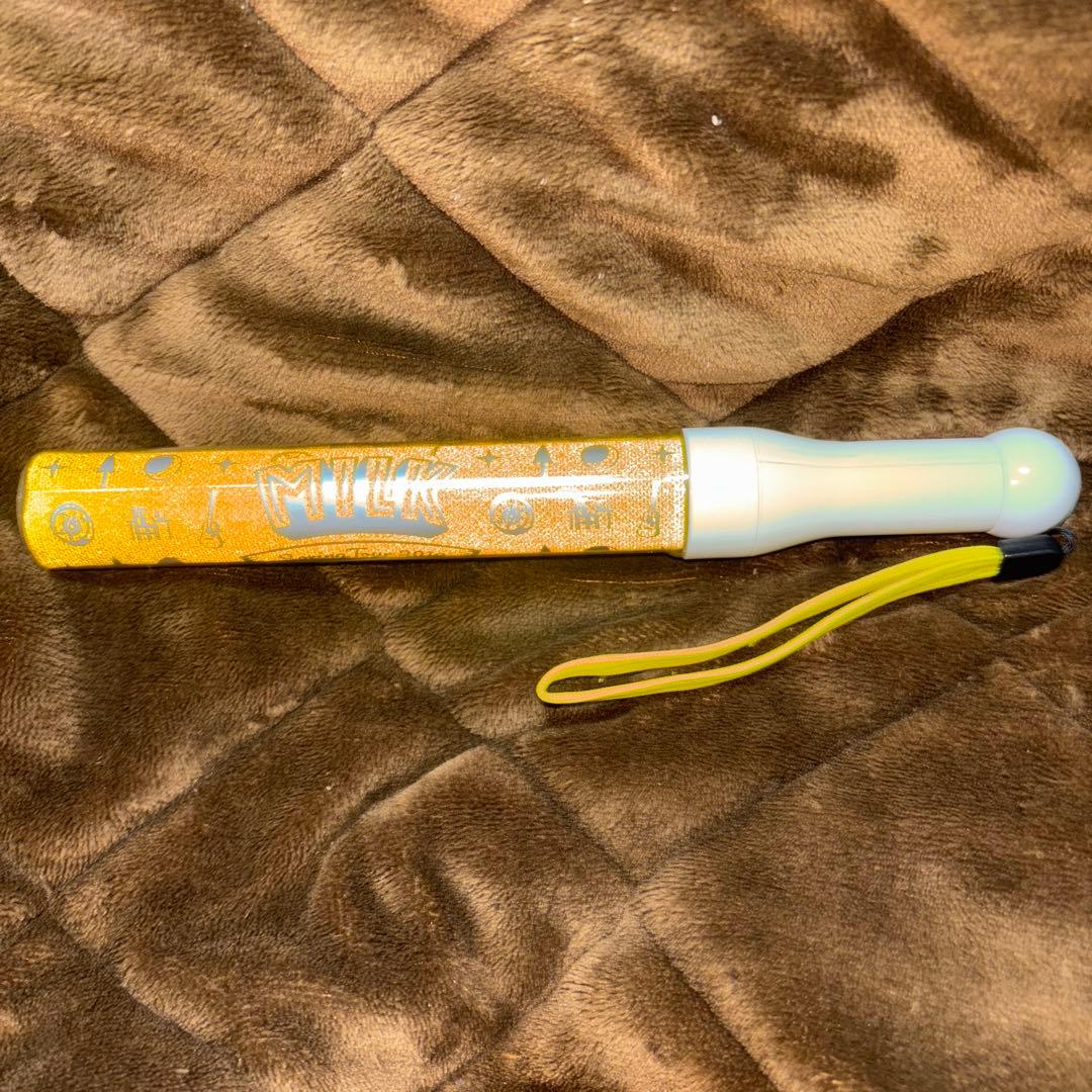 M!LK 吉田仁人 treasuretreasure ペンライト - メルカリ